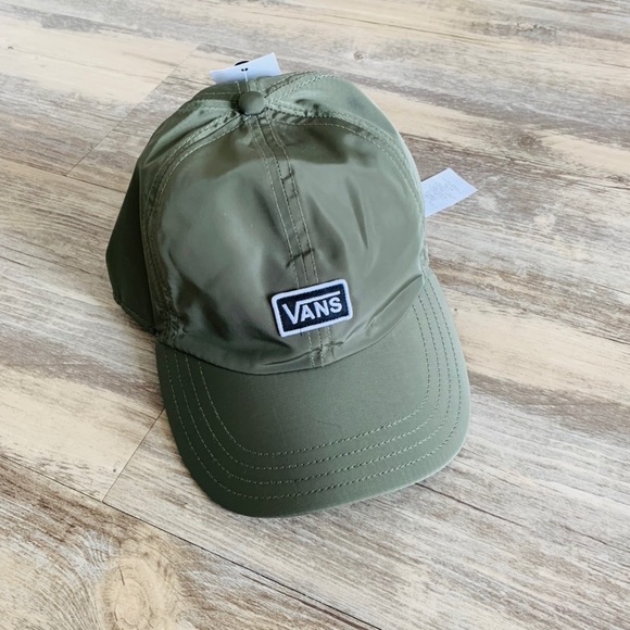 Vans Accessories - NWT Vans Boom Boom Hat